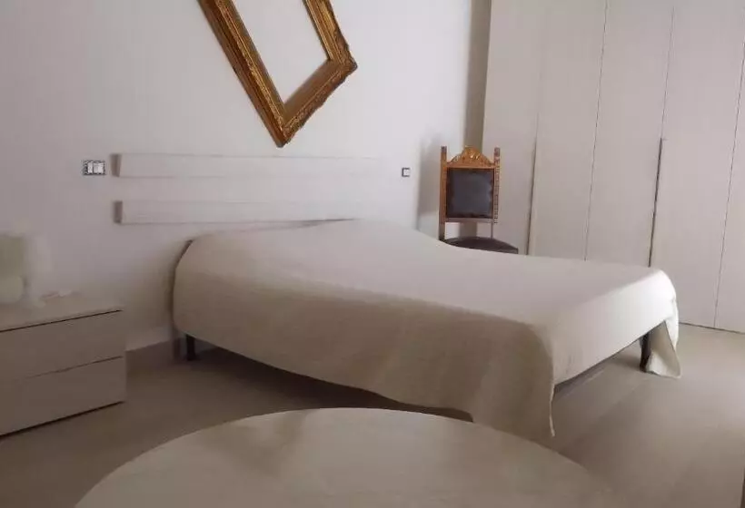 ペンション Roomsfree!!!!