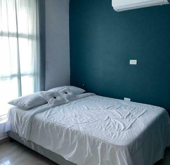 膳宿费 Work Space Hostal