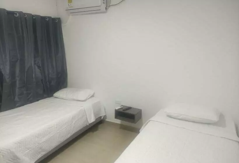 Pension  Work Space Hostal
