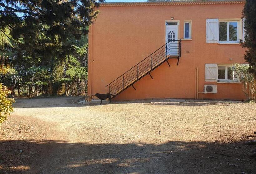 تختخواب و صبحانه Chambres D Hôtes Dans Propriété Rurale