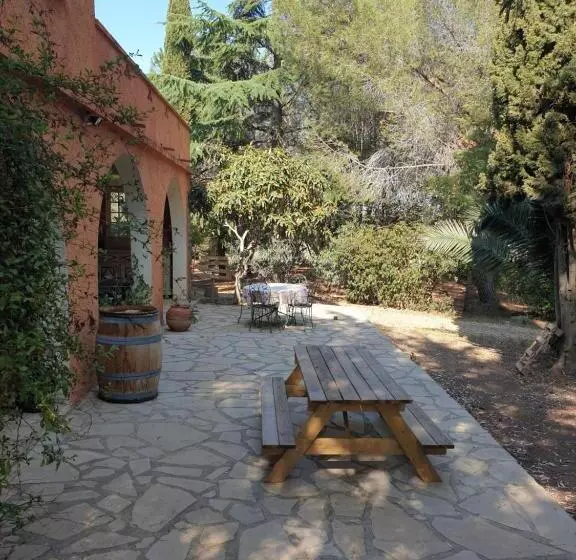 Aamiaismajoitus (B&B) Chambres D Hôtes Dans Propriété Rurale