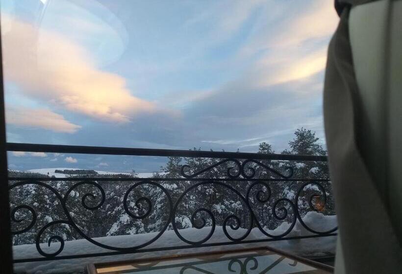 Dino Panorama Gallery And Library Zlatibor