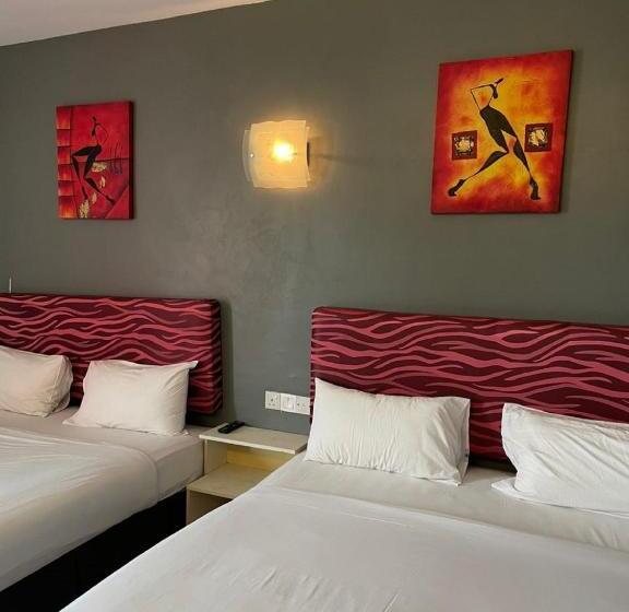 Hotel Swing And Pillows At Pj Kd