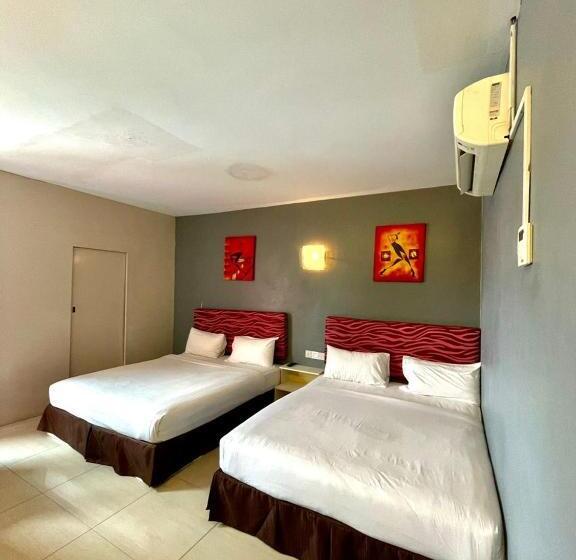 Hotel Swing And Pillows At Pj Kd