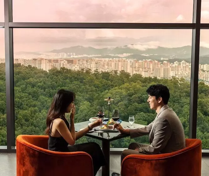 هتل Doubletree By Hilton Seoul Pangyo