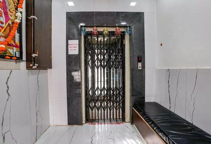 Hotelli Fabexpress Sai Lodging I   Nr Nashik Railway Station