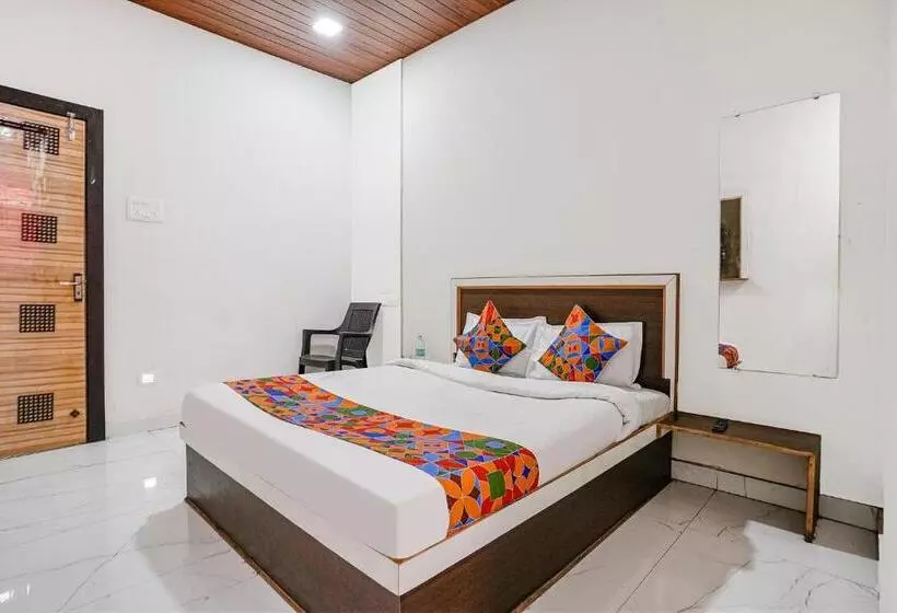 Hotelli Fabexpress Sai Lodging I   Nr Nashik Railway Station