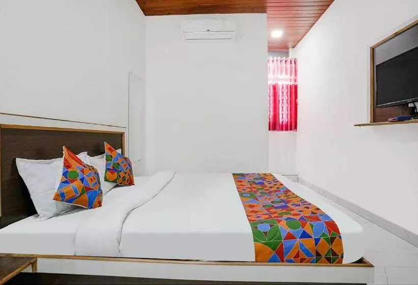 Hotelli Fabexpress Sai Lodging I   Nr Nashik Railway Station