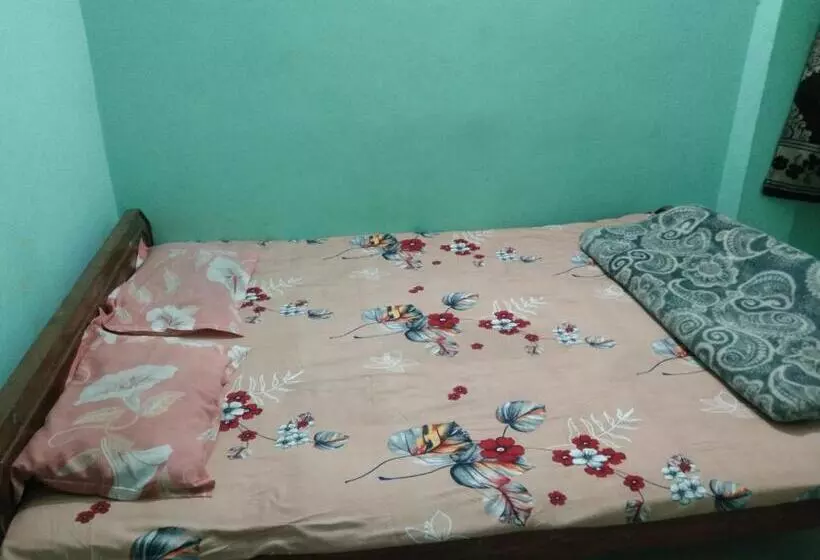 ホテル New Milan Palace, Deoghar