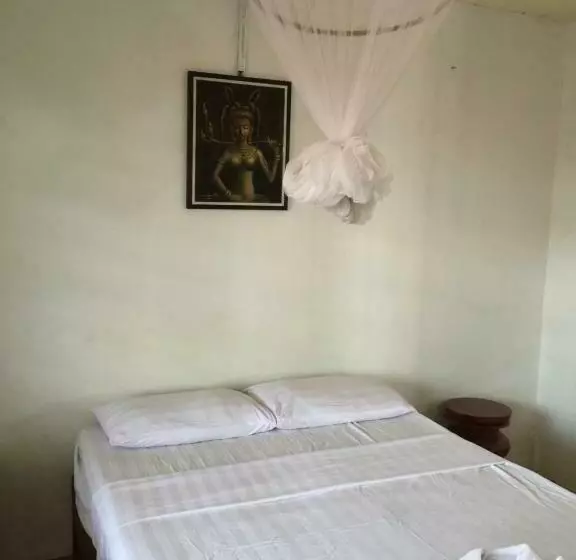 Hotelli Nomad Guesthouse