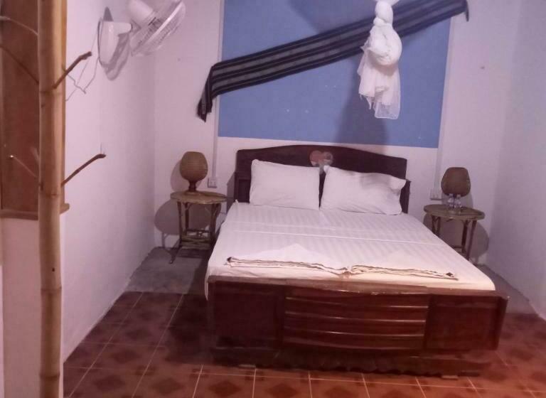 酒店 Nomad Guesthouse