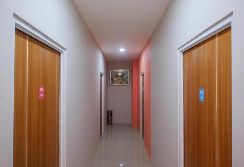 Sans Hotel Tiga Putri Semarang By Reddoorz