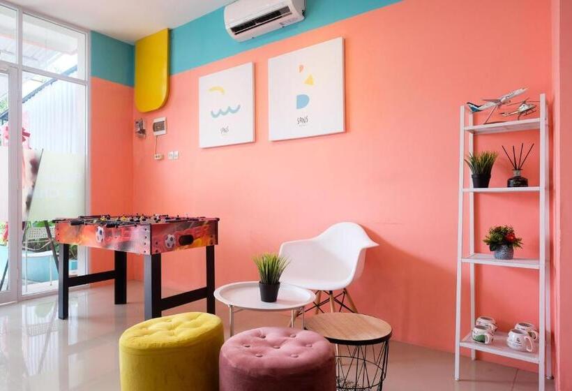 Sans Hotel Tiga Putri Semarang By Reddoorz