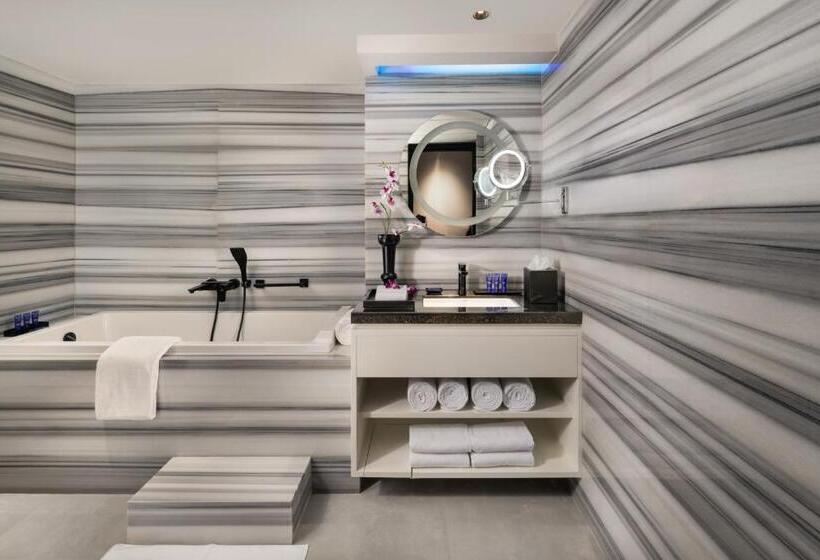 ホテル Vivanta Meghalaya Shillong