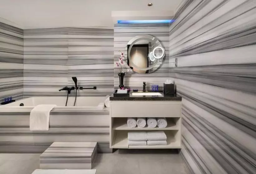 ホテル Vivanta Meghalaya Shillong