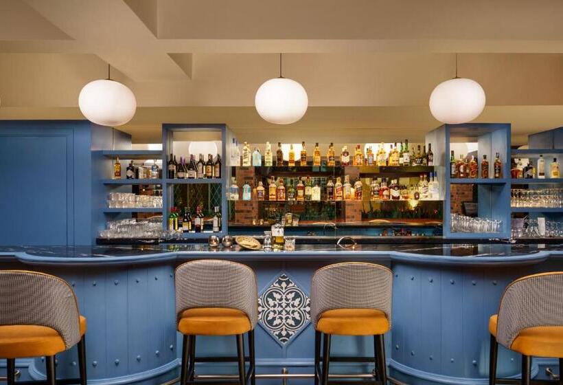 ホテル Vivanta Meghalaya Shillong