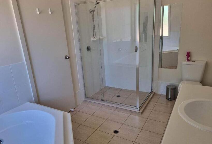 בית מלון כפרי Waikerie Olive Grove