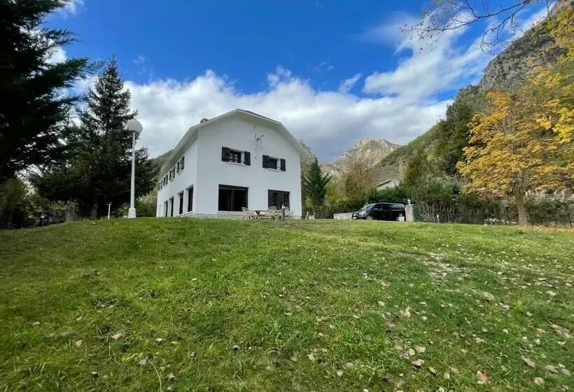 Mirador Del Valle Bed & Breakfast