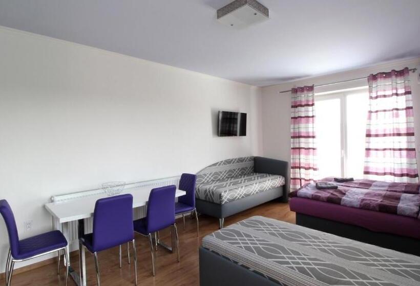 펜션 Penzión Mika