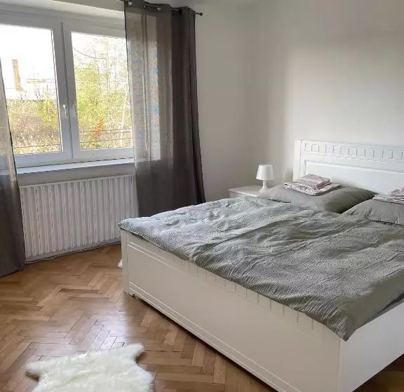 Majatalo Ubytování U Dědy