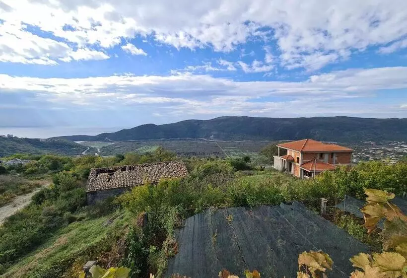 پانسیون Villa Deloik Ante`s Hill House