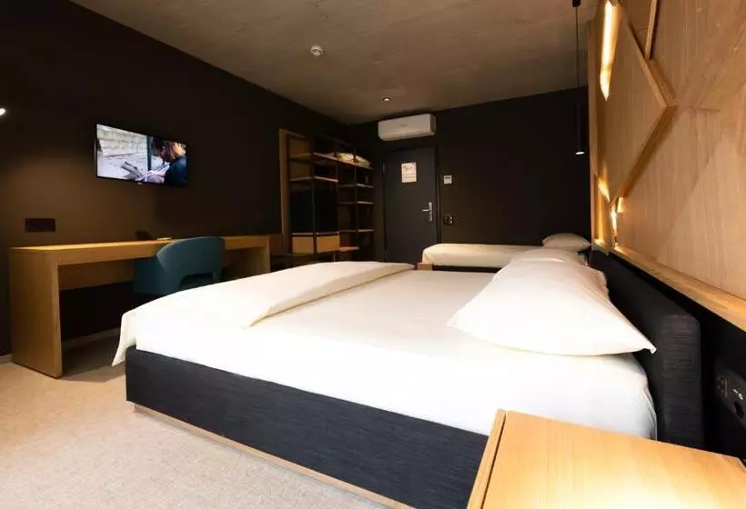 6532 Smart Hotel   Self Check In