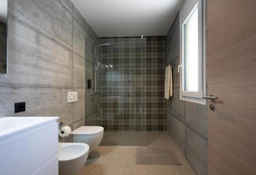 6532 Smart Hotel Self Check In