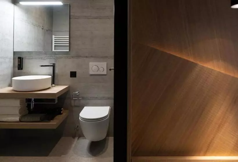 6532 Smart Hotel   Self Check In