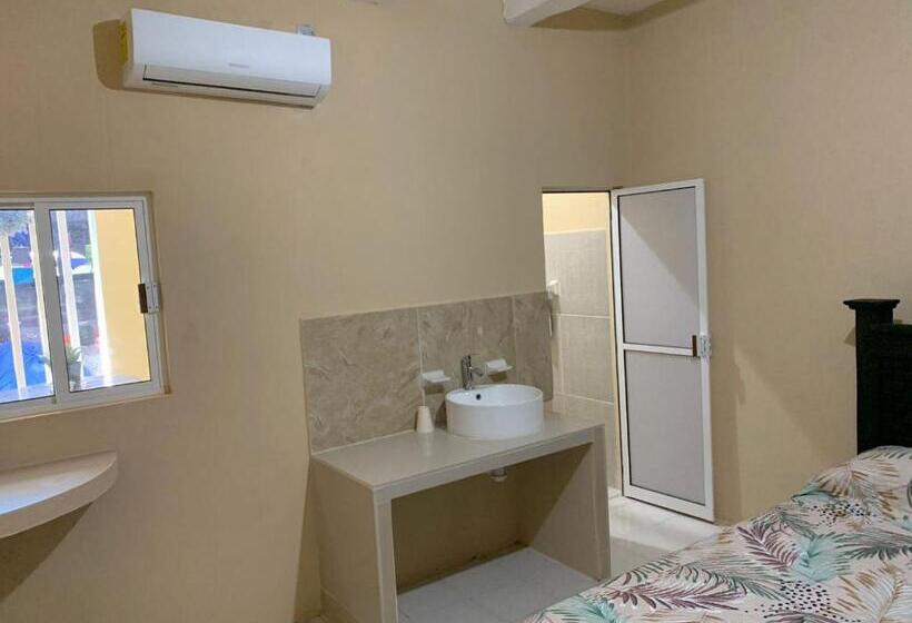 فندق صغير Casa De Los Abuelos