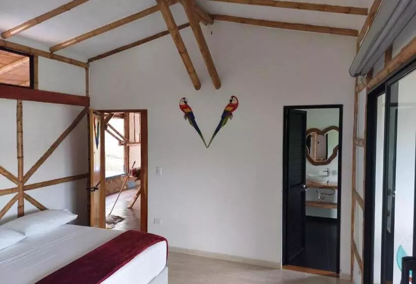 Aamiaismajoitus (B&B) Las Cabañas Del Escobo Cabaña Guacamayas