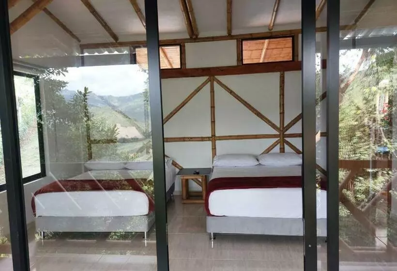 Aamiaismajoitus (B&B) Las Cabañas Del Escobo Cabaña Guacamayas