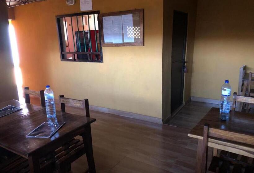 Bed & Breakfast Residencial Meu Tio