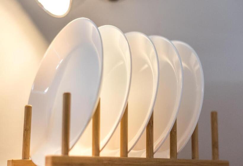 צימר Travelershome Ciampino 170 Station Street