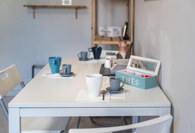 צימר Travelershome Ciampino 170 Station Street