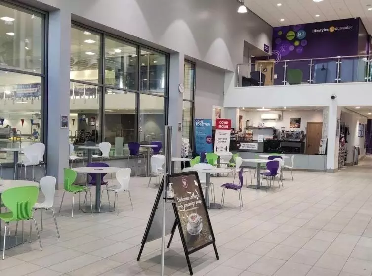 Harper Luxe Serviced Apartments Dunstable