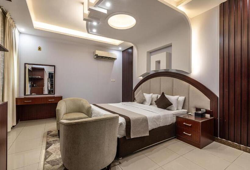 Otel ال متعب سويتس المونسية