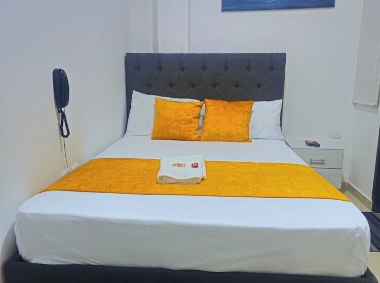 Отель Anajirawaa