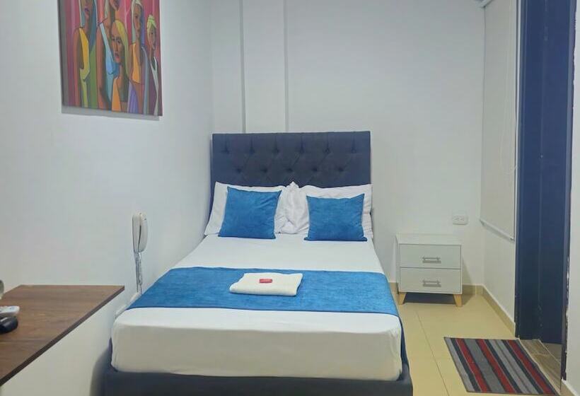 Отель Anajirawaa