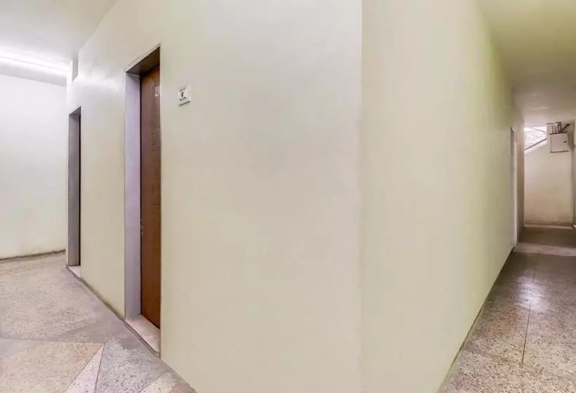 ホテル Flagship 700249  Amaravathi Residency