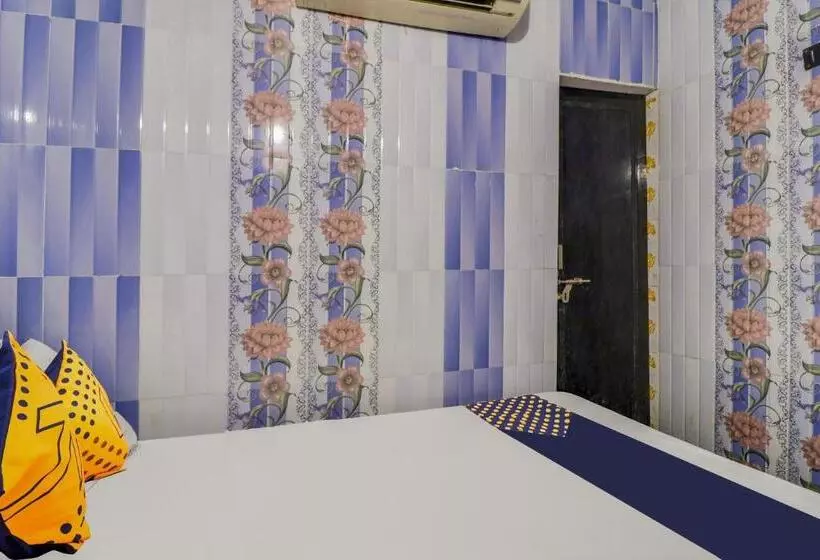 ホテル Flagship 700249  Amaravathi Residency