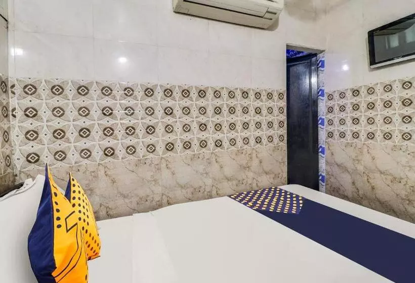 ホテル Flagship 700249  Amaravathi Residency