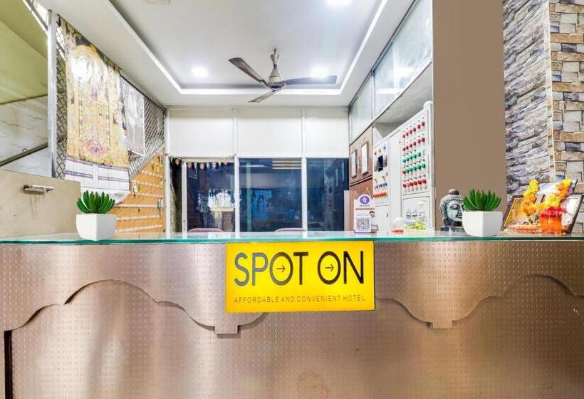 호텔 Flagship 700249  Amaravathi Residency