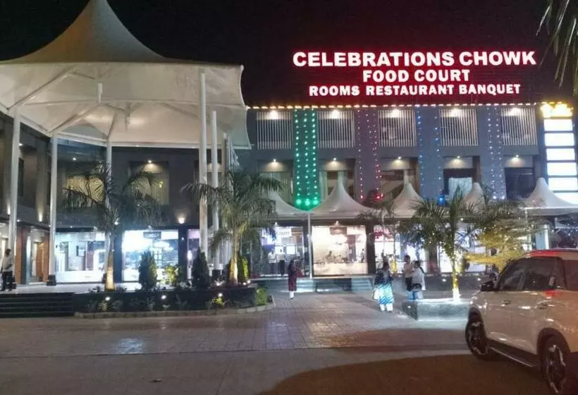 ホテル Maple Tree Inn