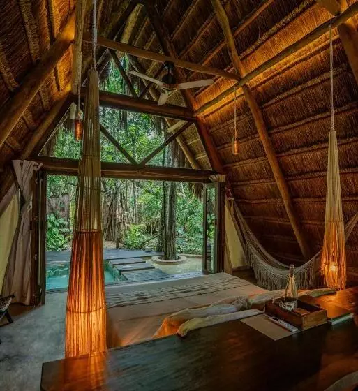 Hotelli Naya Bacalar Lagoon Front