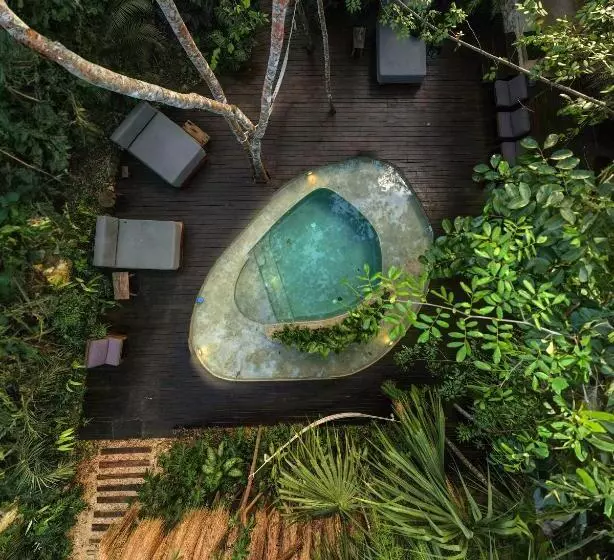 Hotelli Naya Bacalar Lagoon Front