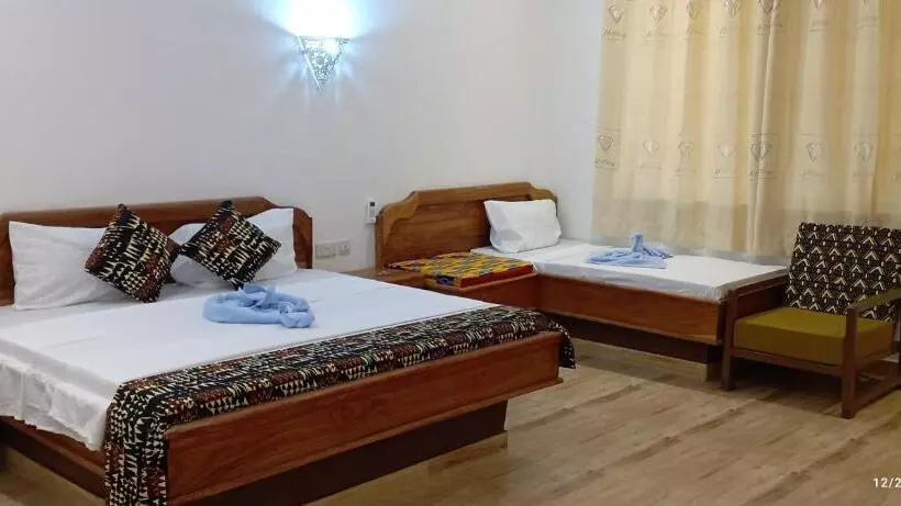 هتل Nungwi Heritage Resort