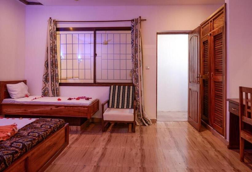 هتل Nungwi Heritage Resort