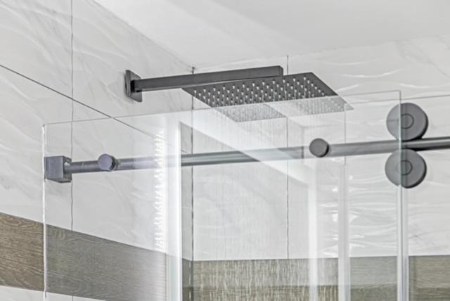 호텔 Opus Bronx Near Bay Plaza Mall