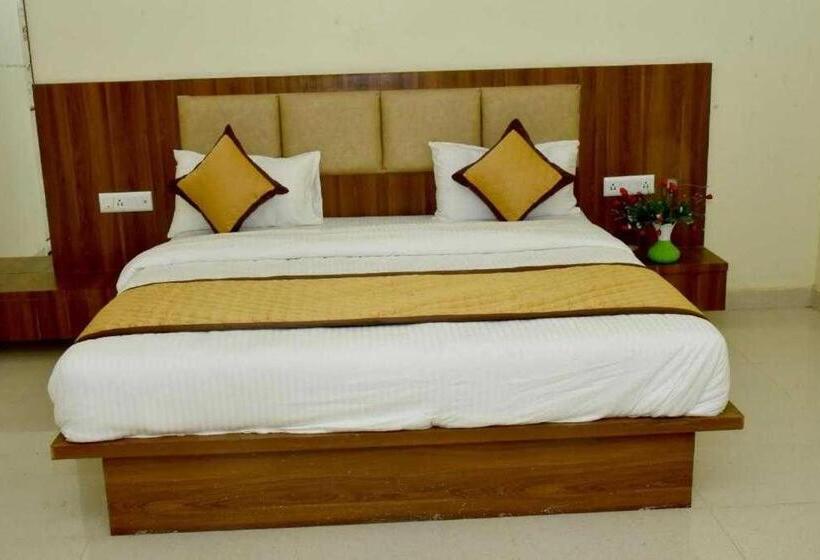 Otel Oyo 70015 The Ginger House