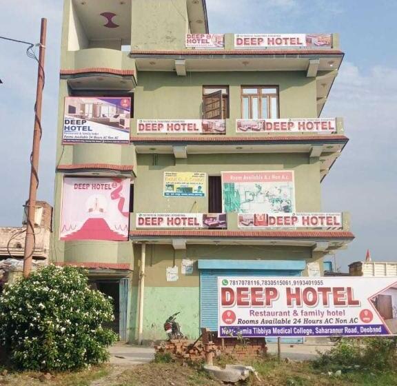 ホテル Oyo 70046 Deep